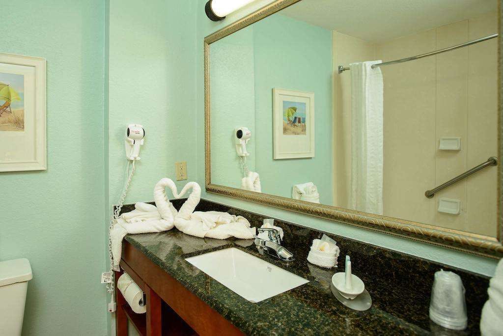 Hotel Beachside Hotel and Suites photo 5