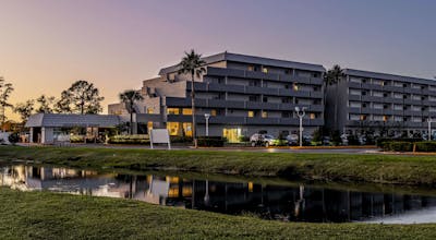 Palazzo Lakeside Hotel