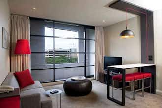 Hotel Mantra Hindmarsh Square photo 3