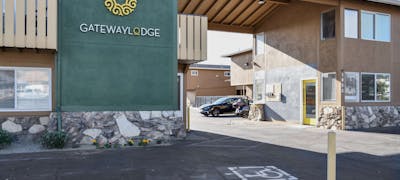 Gateway Lodge