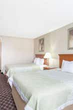 Hotel Days Inn and Suites Seaford photo 3