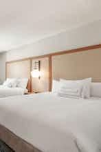 Hotel Fairfield Inn by Marriott Visalia Sequoia photo 5