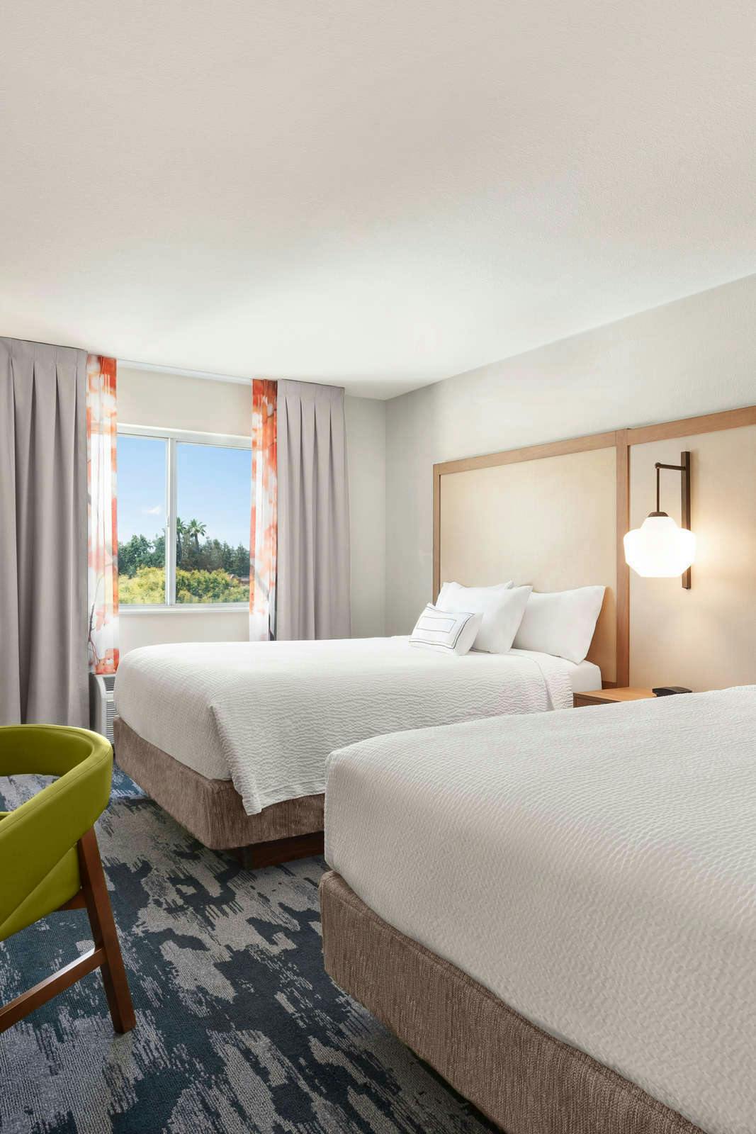 Hotel Fairfield Inn by Marriott Visalia Sequoia photo 4