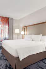 Hotel Fairfield Inn by Marriott Visalia Sequoia photo 3