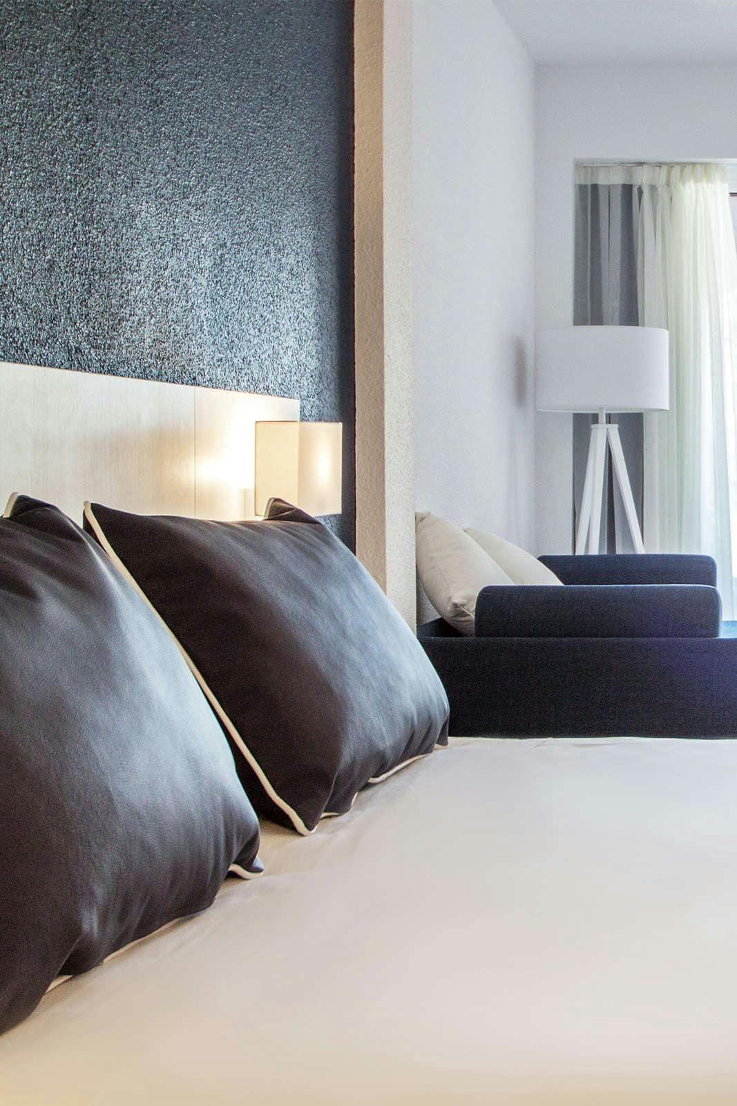 Hotel Catalonia del Mar - Adults Only photo 2