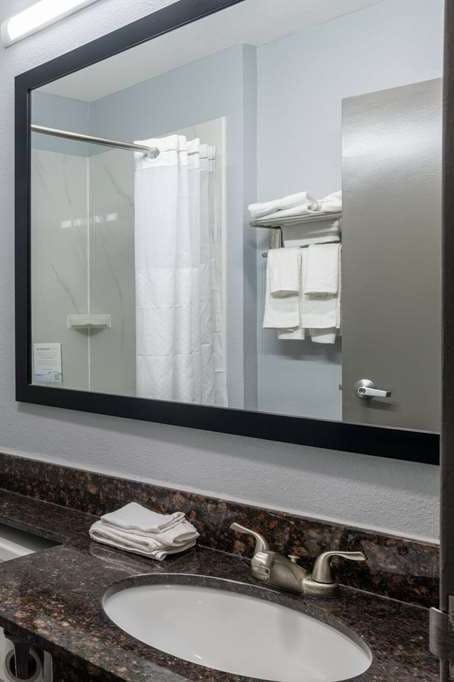 Hotel Microtel Duncan Spartanburg photo 4