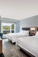 Hotel Hampton Inn & Suites Watertown Boston photo 2