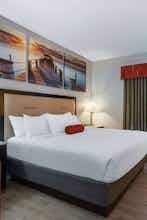 Hotel Days Inn & Suites by Wyndham Lakeland photo 1