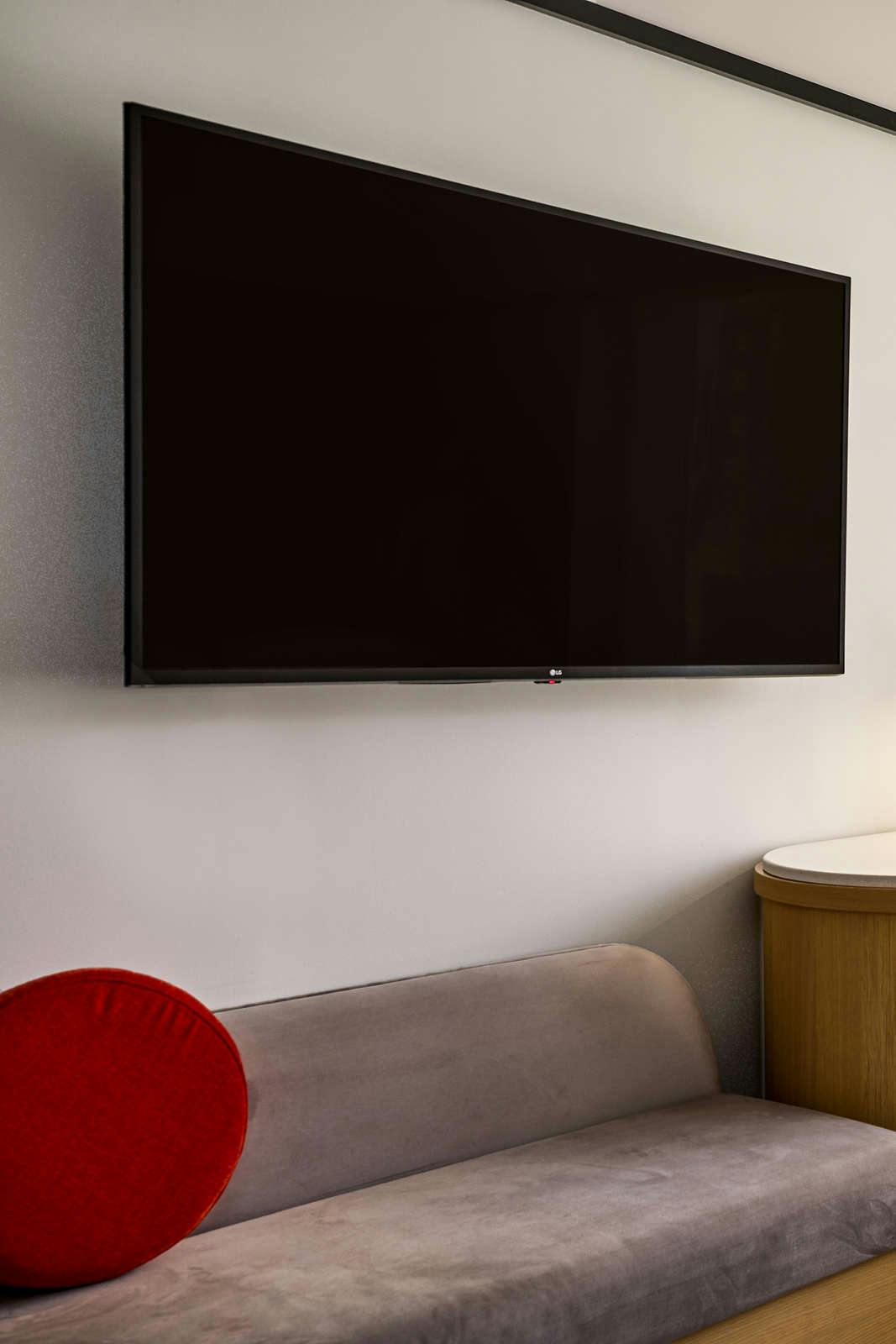 Hotel Delta Hotels by Marriott New York Times Square photo 5