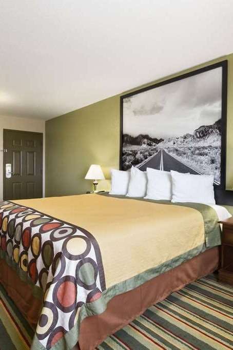 Hotel Super 8 by Wyndham Childress photo 2