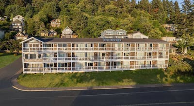 Travelodge by Wyndham Depoe Bay