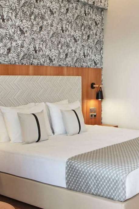 Hotel Ramada by Wyndham, Athens Club Attica Riviera photo 1