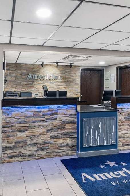 Hotel AmericInn by Wyndham Plover Stevens Point photo 4