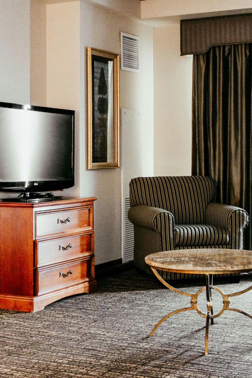 Hotel Hotel Topeka at City Center photo 4