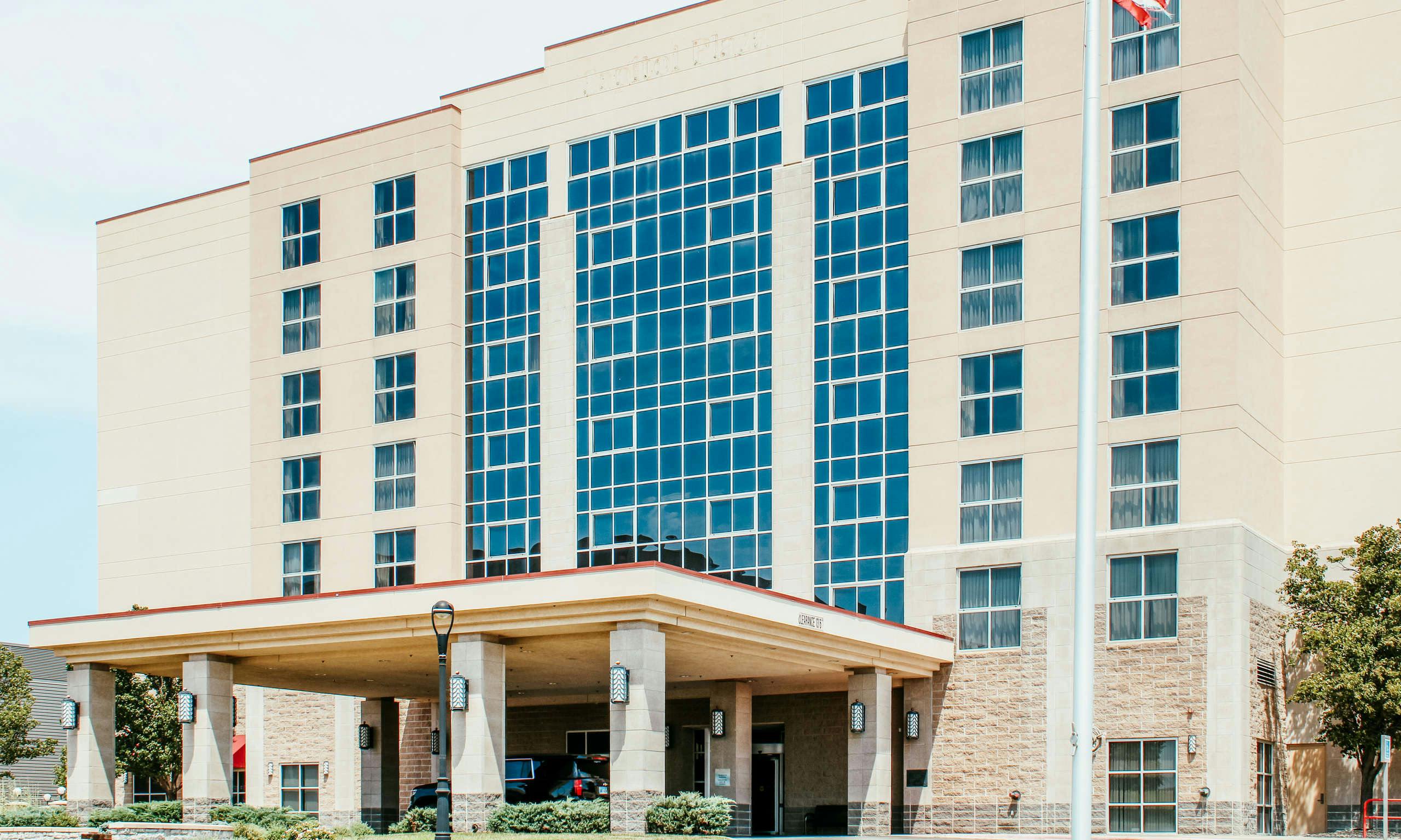 Hotel Topeka at City Center