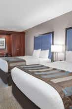 Hotel Wingate by Wyndham Charleston Coliseum photo 5