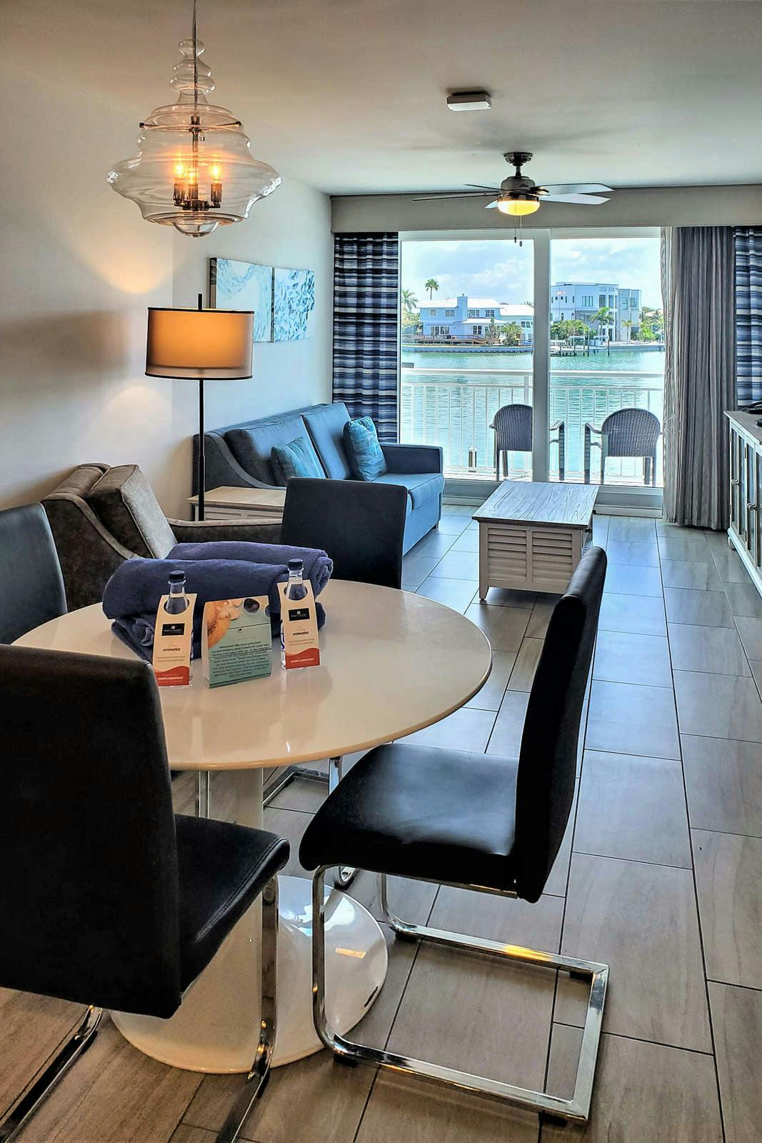 Hotel Oceana Treasure Island photo 4