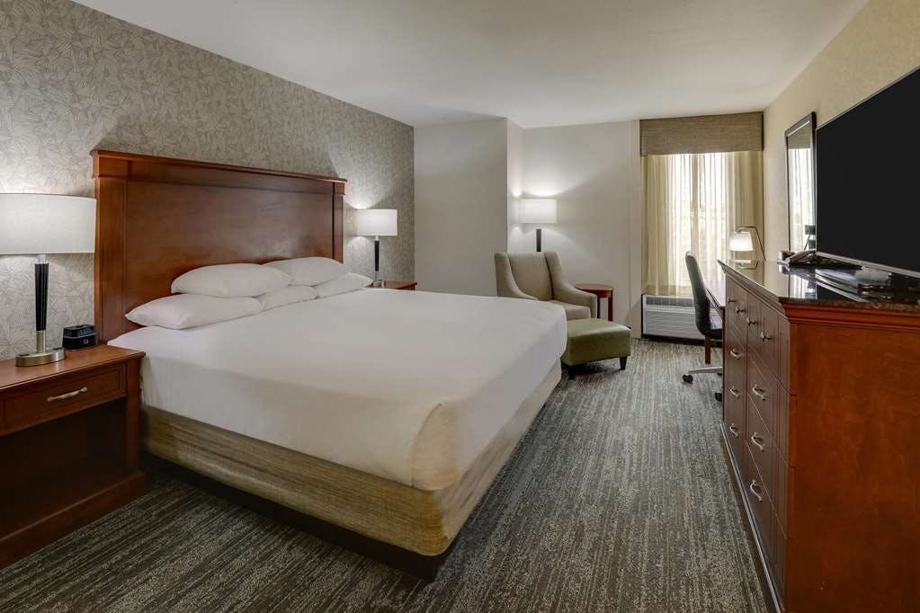 Hotel Drury Inn and Suites Atlanta Marietta photo 2