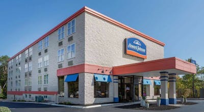Howard Johnson by Wyndham Portsmouth