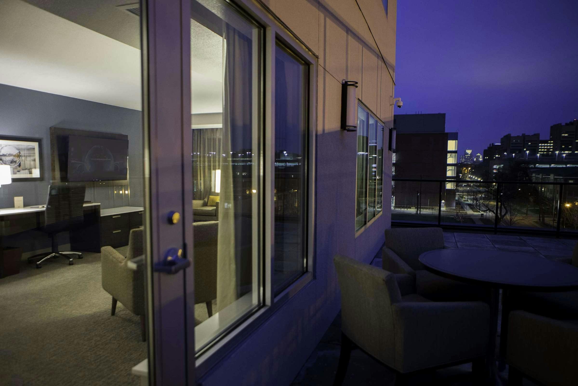 Hotel Hilton Garden Inn Minneapolis University Area photo 3