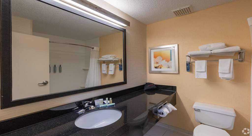 Hotel Sure Stay By Best Western Bryan College Station photo 4