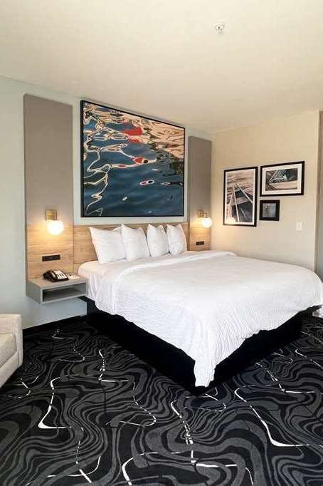 Hotel The Elm, a Ramada by Wyndham photo 1