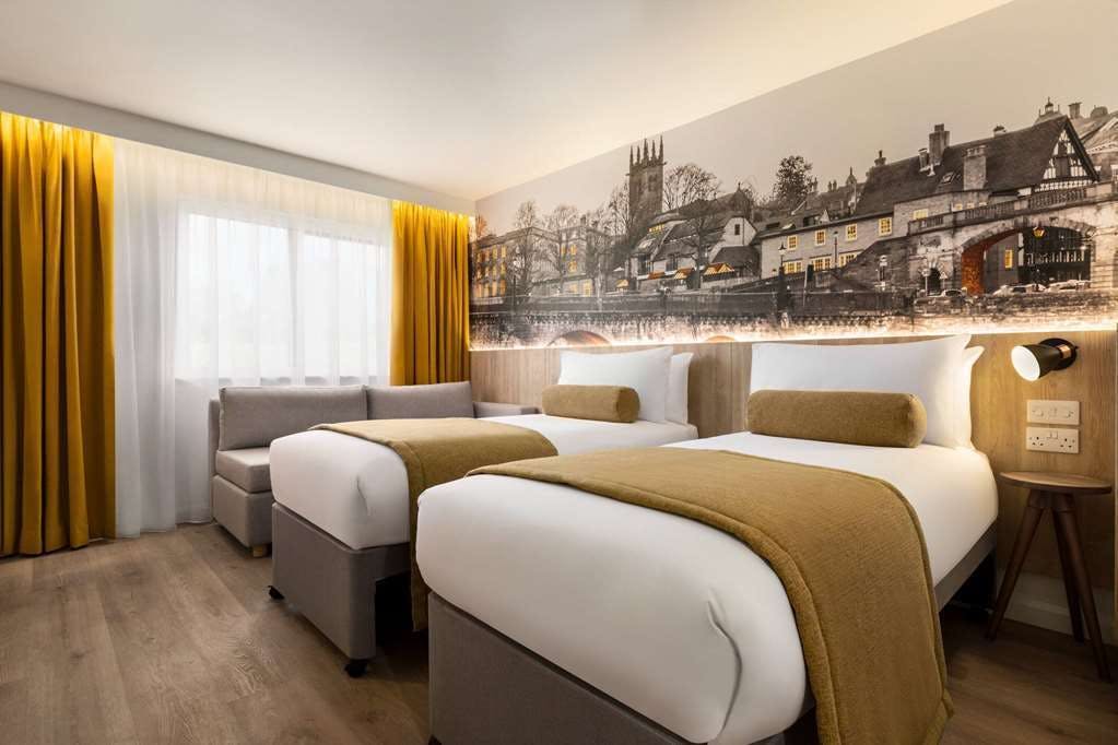 Hotel Super 8 Chester East photo 2