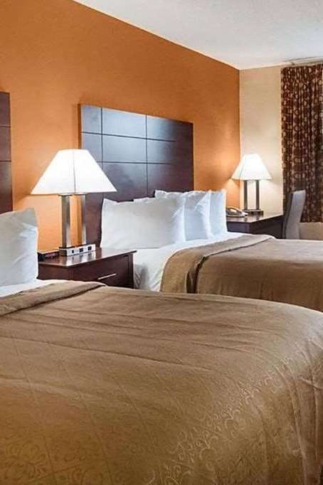 Hotel Super 8 by Wyndham Sturtevant/Racine photo 2