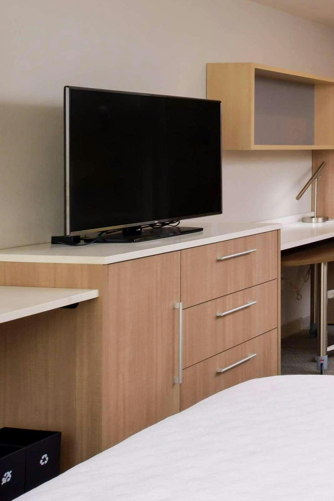 Hotel Home2 Suites By Hilton Merrillville photo 2