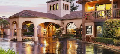 Half Moon Bay Lodge