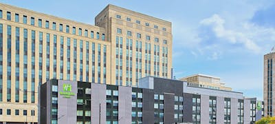 Holiday Inn Hotel & Suites Chicago Downtown