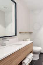 Hotel Tru by Hilton Ft lauderdale Airport photo 4