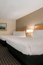 Hotel Campus Inn & Suites photo 2