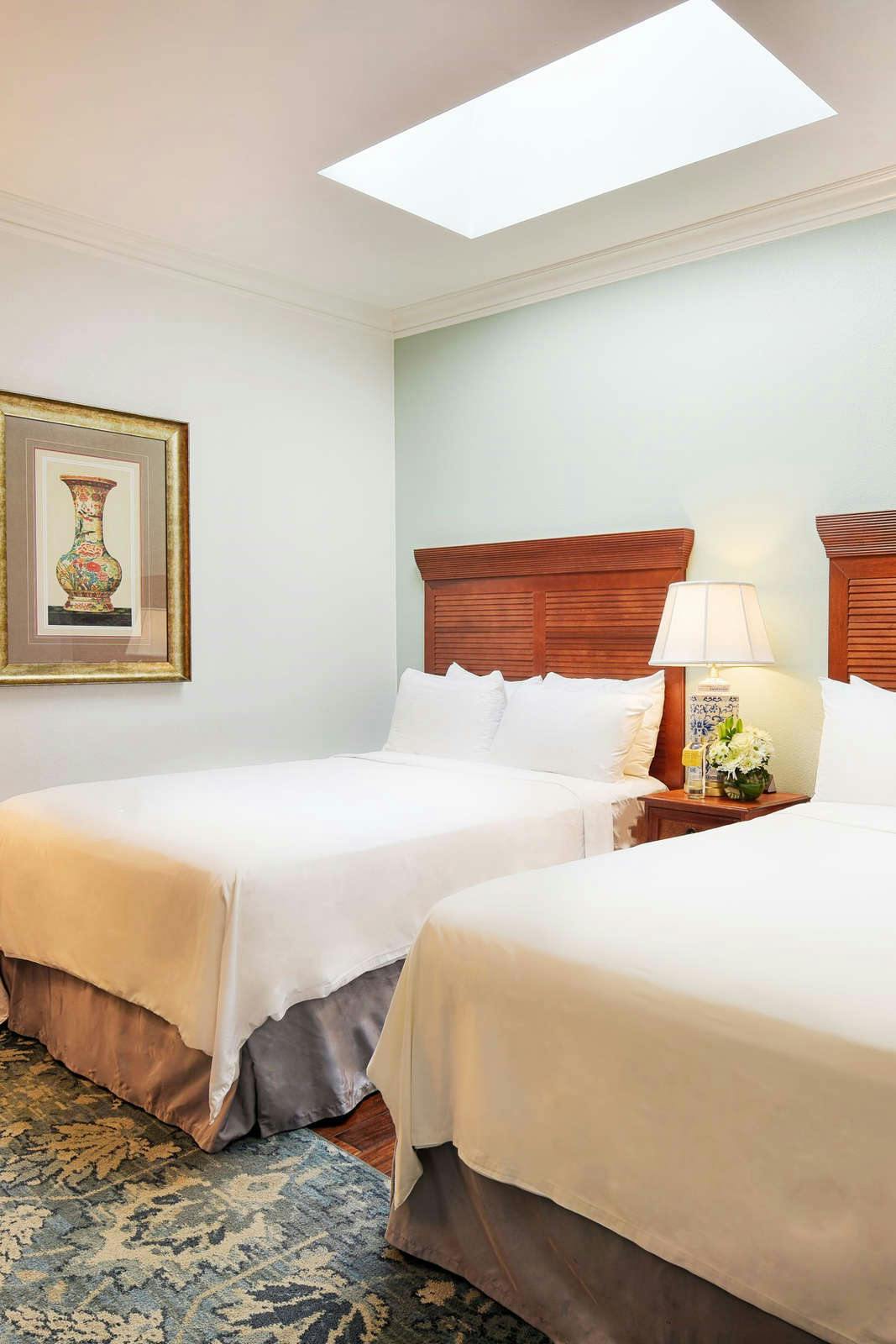 Hotel Voco St. James Hotel New Orleans photo 2