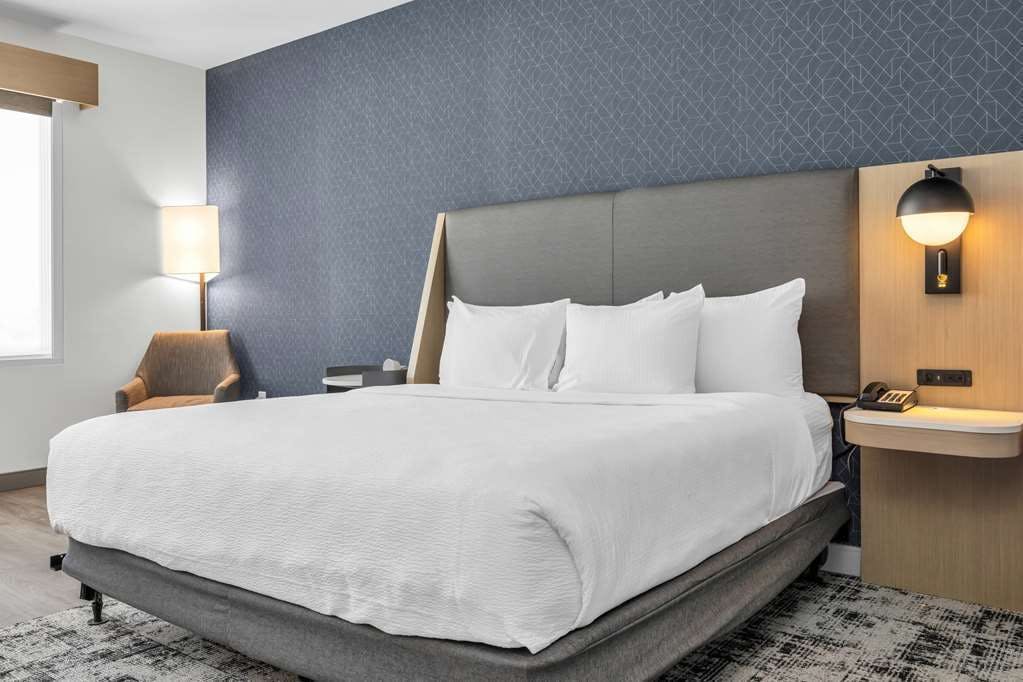 Hotel La Quinta Inn & Suites by Wyndham San Jose Airport-Downtown photo 2