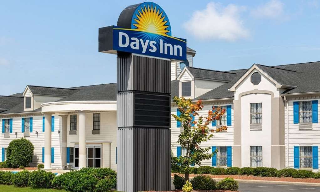 Days Inn by Wyndham Shallotte