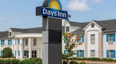 Days Inn Shallotte