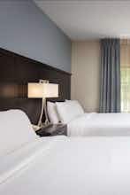 Hotel Staybridge Suites Fairfield Napa Valley Area, an IHG Hotel photo 5