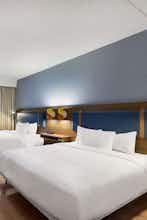 Hotel Sonesta Select Philadelphia Airport photo 3