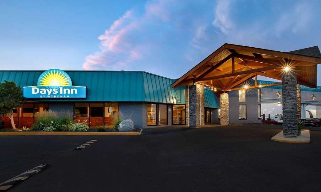Days Inn & Conference Centre by Wyndham Prince Albert