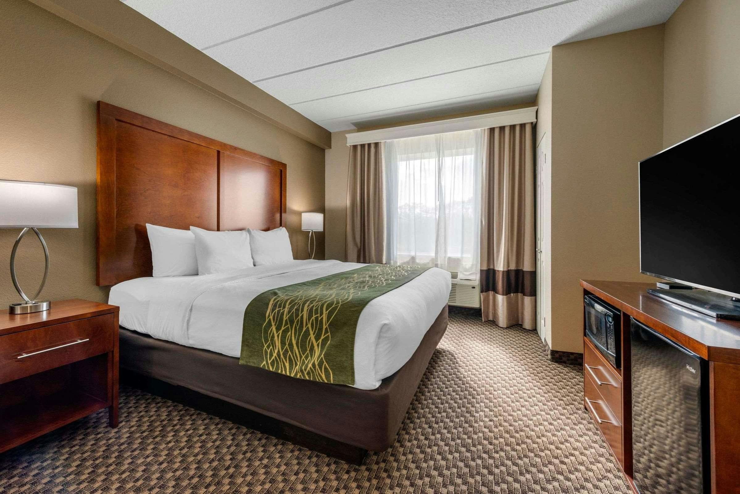 Hotel Comfort Inn & Suites Wildwood - The Villages photo 2