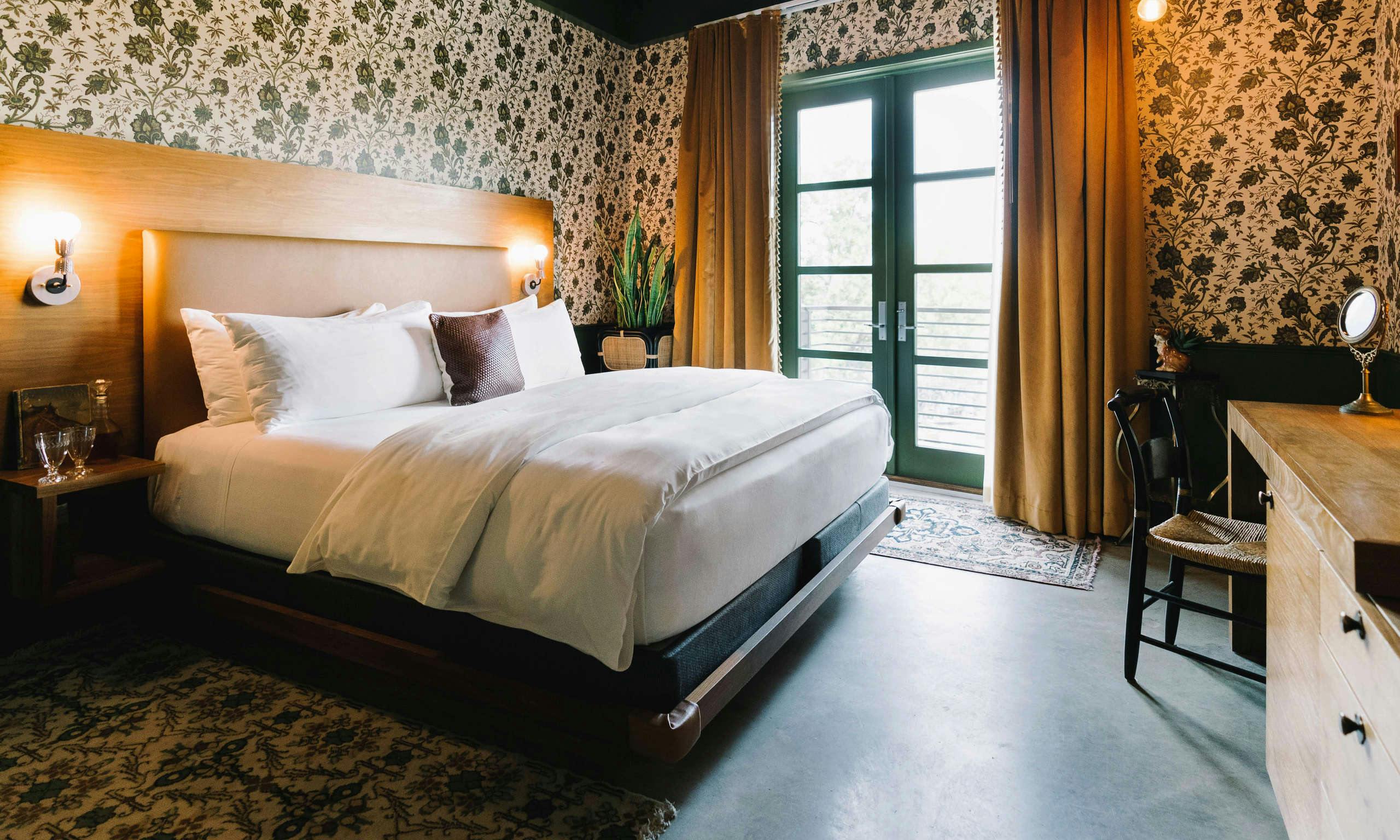 The Frances Modern Inn