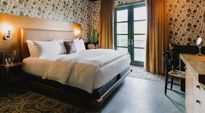 The Frances Modern Inn