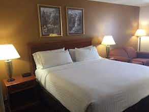 Hotel Baymont Portage photo 1