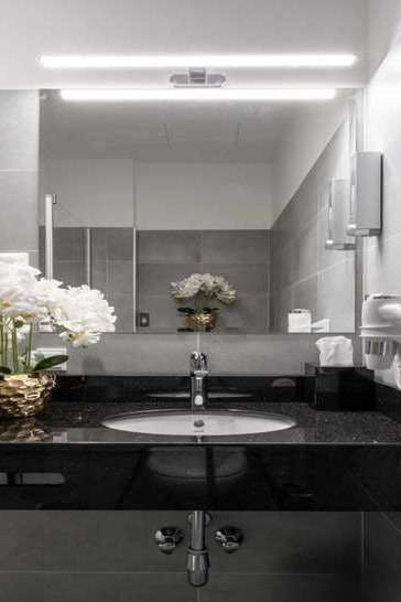 Hotel Plaza Inn Wiener Neustadt, Bw Signature Collection photo 4