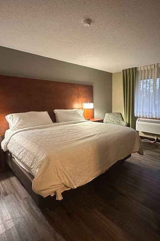 Hotel Sure Stay Plus By Best Western Fremont I 69 photo 1