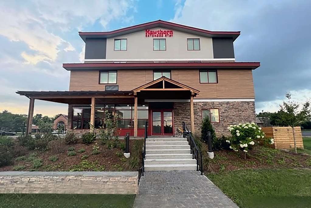 Hawthorn Extended Stay by Wyndham Williston/Burlington