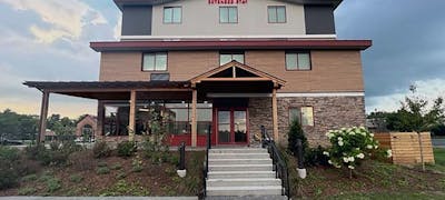Hawthorn Williston/Burlington
