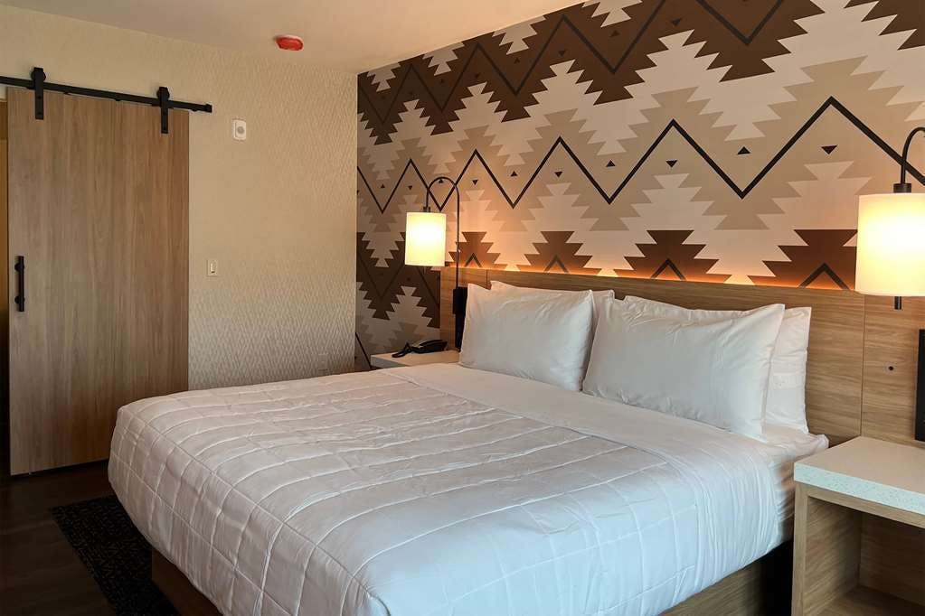 Hotel Wyndham Garden Redwood Valley photo 2