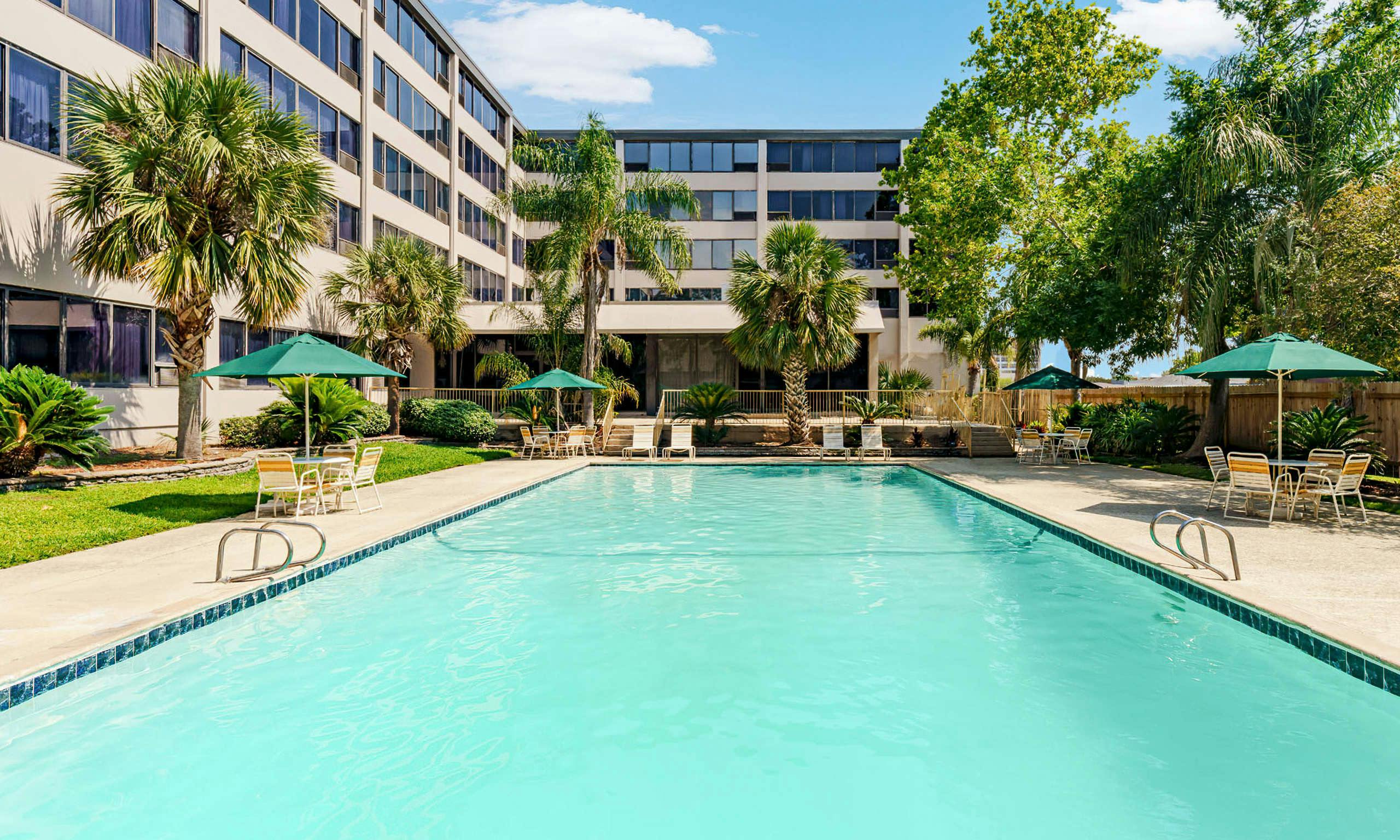 La Quinta Inn & Suites New Orleans Airport